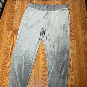 Old navy velour sweat pants (L)